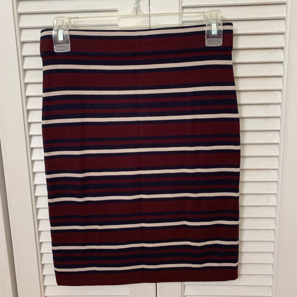 LOFT fitted skirt